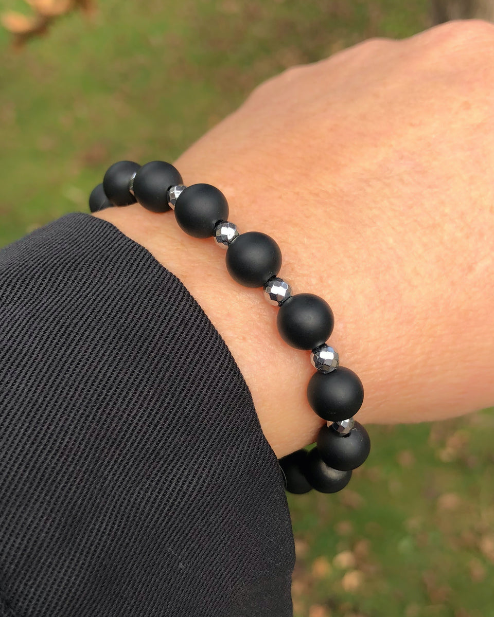 Black hotsell cat bracelet