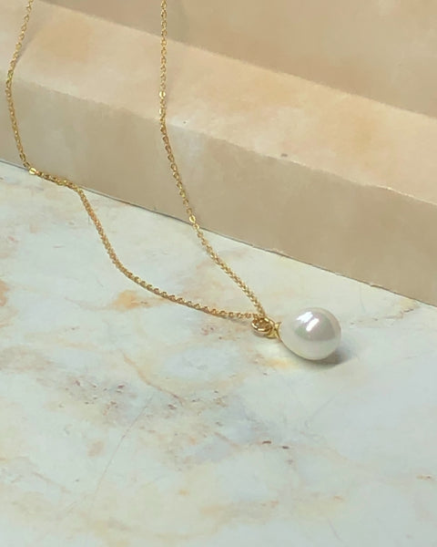 Pearl Teardrop Necklace