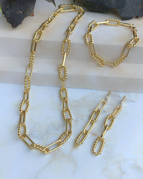 Medium Weight Gold Chain Necklace Set 