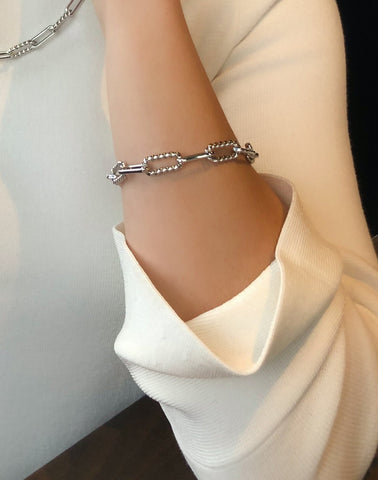 Medium Weight Silver Chain Bracelet with Magnet Clasp