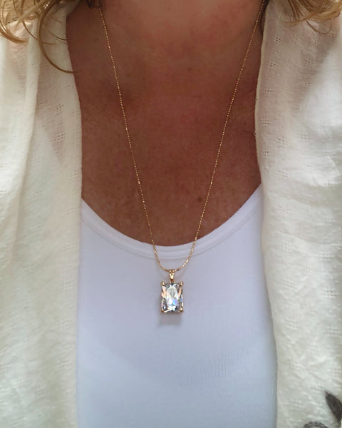 KATHERINE Solitaire Crystal Necklace